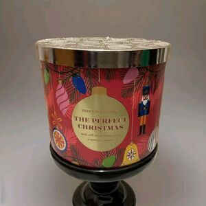 Bath and Body Works 3-wick The Perfect Christmas Candle